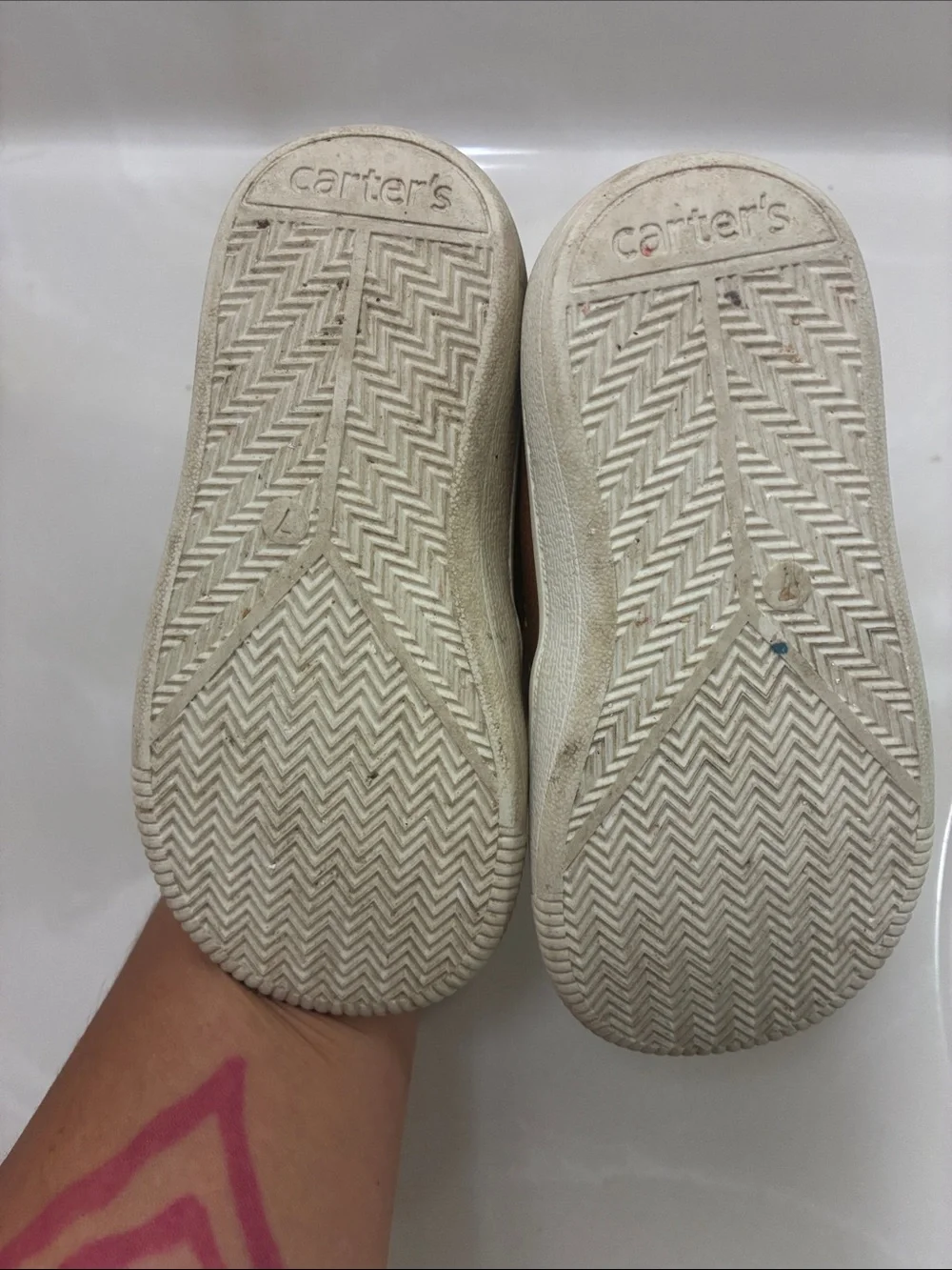 Carters child’s 7 loafers